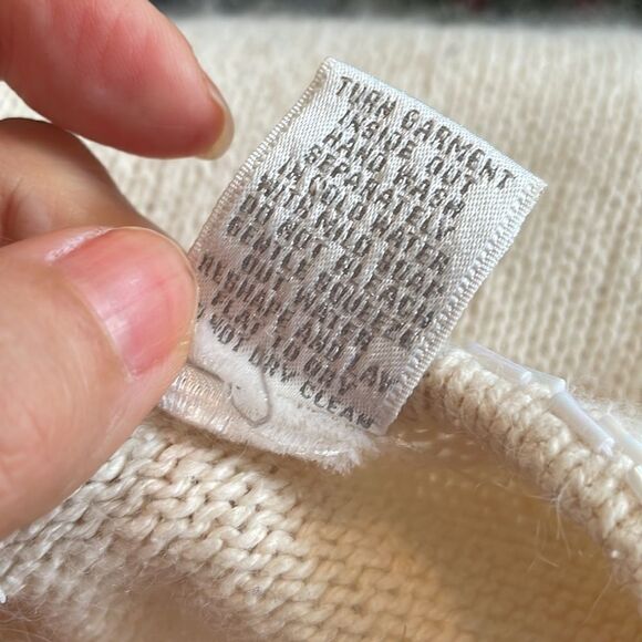 Vintage 80s/90s Lord & Taylor cream/ivory silk/angora cardigan sweater - Picture 8 of 8